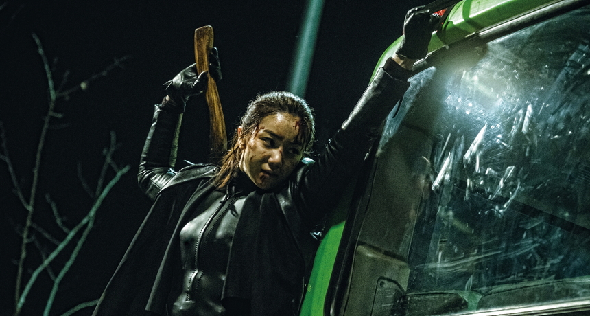 THE VILLAINESS Exclusive Clip: Watch This Twice and Call Me in the Morning